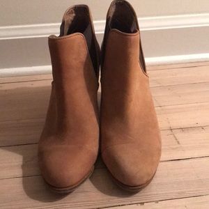Vince Camuto Shoes - Vince Camuto Booties Vince Camuto Shoes - Vince Camuto Booties
